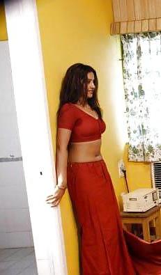 7P Sexy Indian Girls