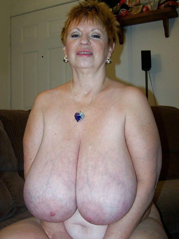 15P AMATEUR MATURES GRANNIES BBW BIG BOOBS BIG ASS 42