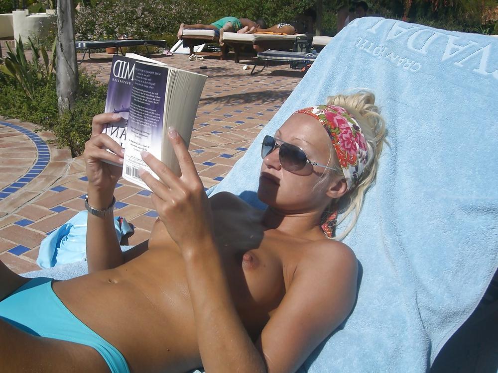 25P Small tits