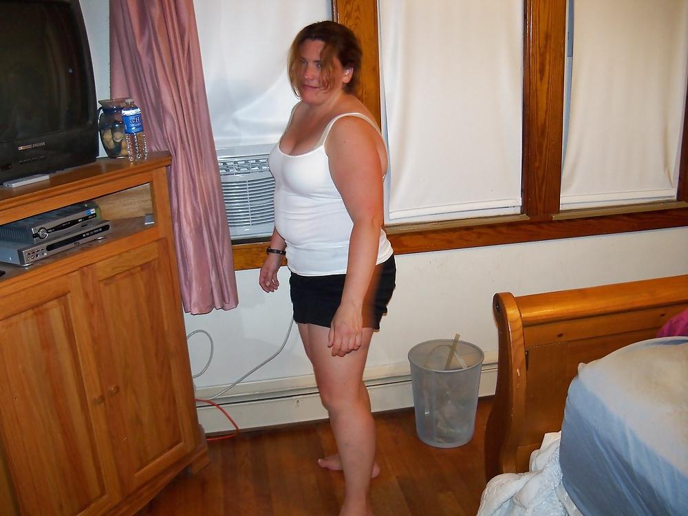 17P Married, mother of 3, that I fucked. Very loose ass