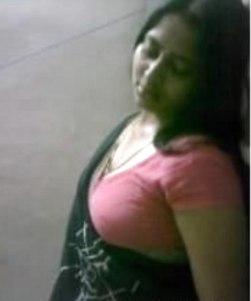 5P Indian gf non nude
