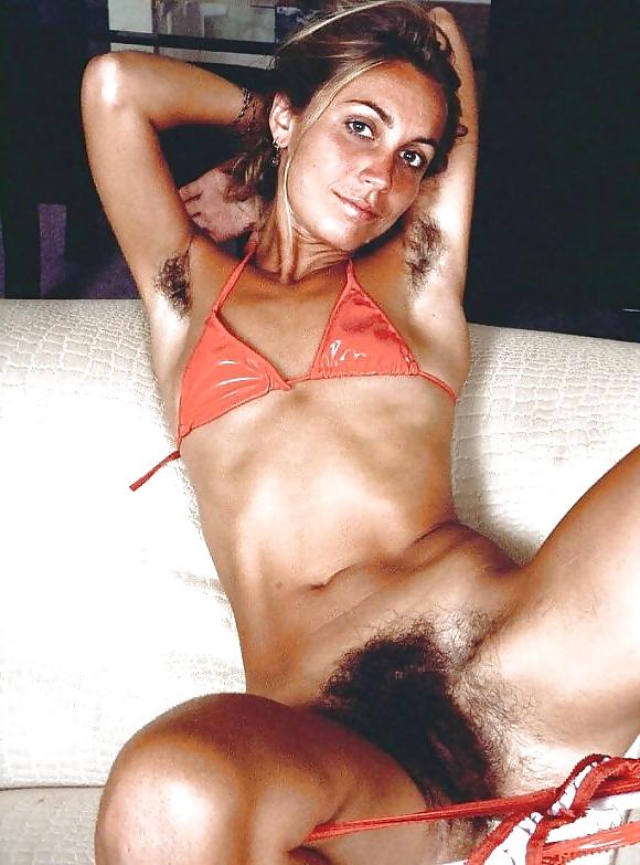 25P Hairy Milf Pussy