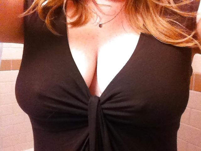 13P Married woman shows us her stuff