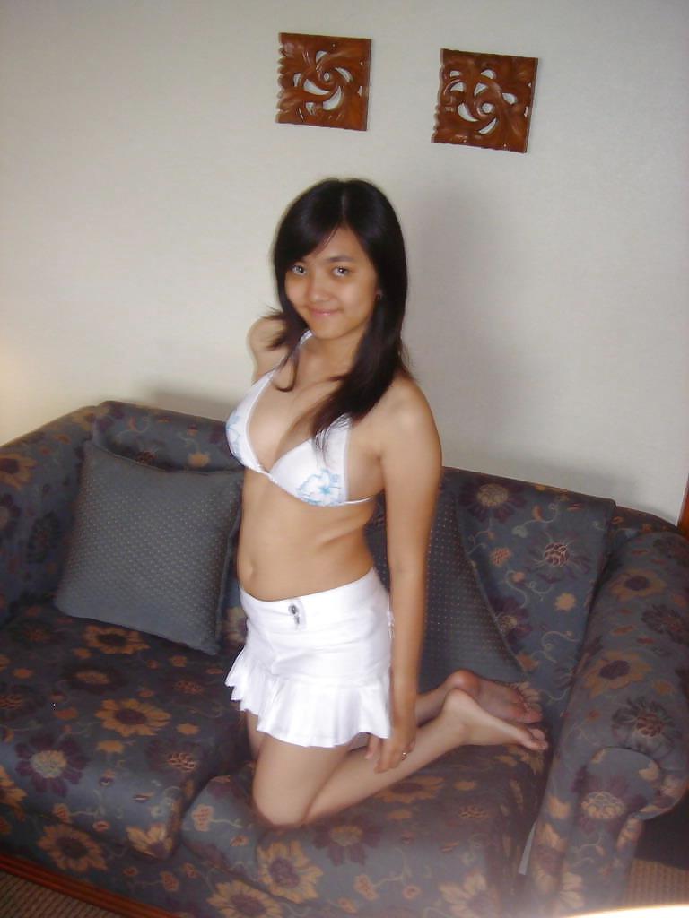 23P Indonesian Girl - Putri aka CIka