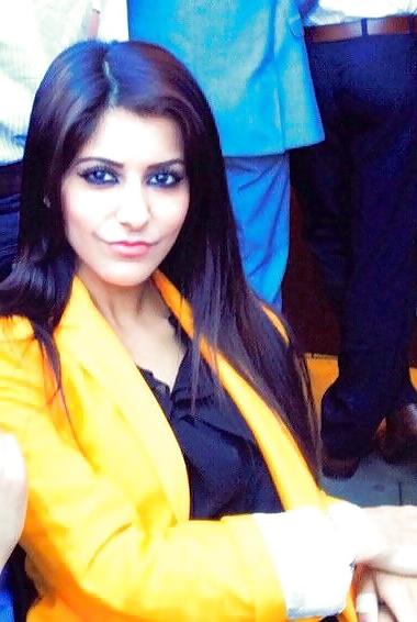 22P Indian Girls - which one and how would you fuck them! 5