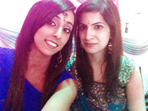 22P Indian Girls - which one and how would you fuck them! 5