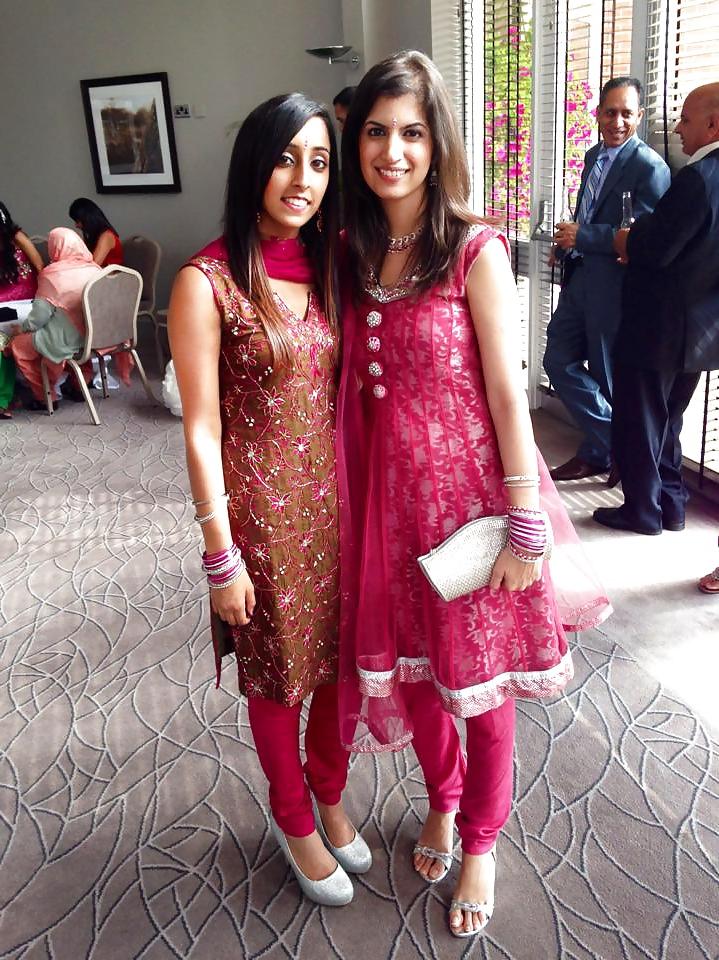 22P Indian Girls - which one and how would you fuck them! 5