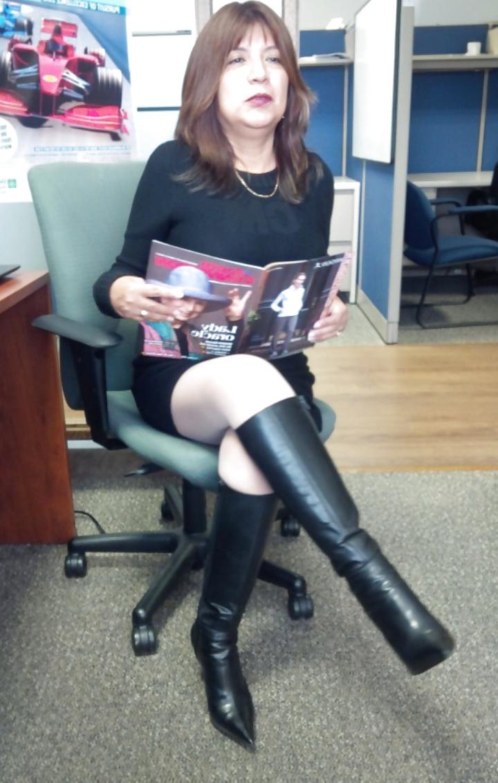 5P Peruvian milf wants to meet up.