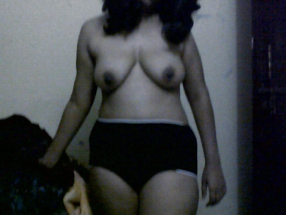 11P Sexy indian wife