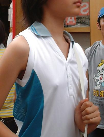20P Japanese Girl Boobs 28