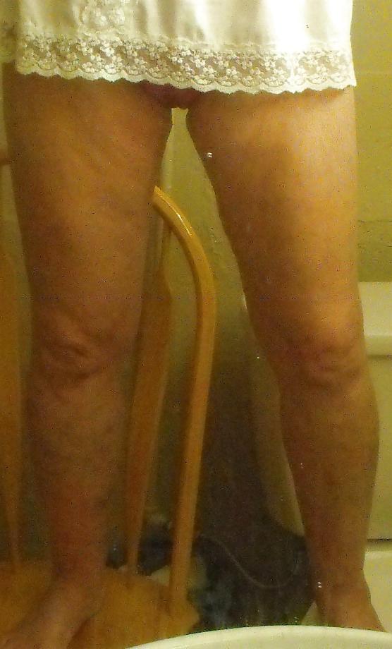 5P American 58yr old Friend that loves to show off