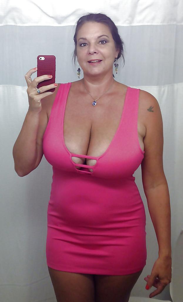 25P Matur and Milfs big boobs mix