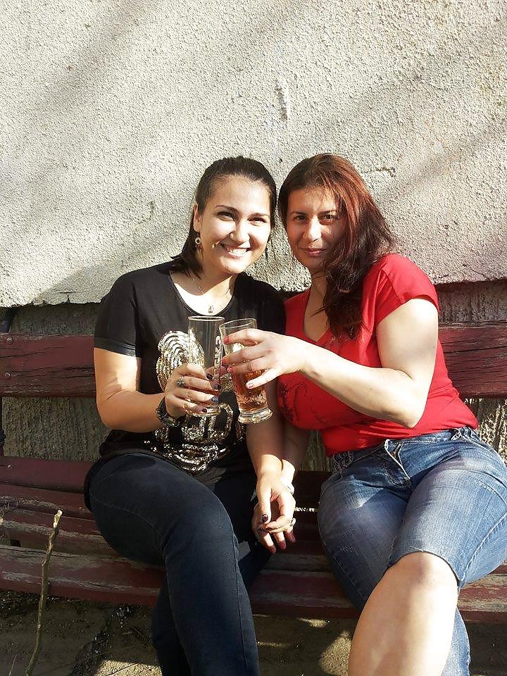 25P Romanian Huge Tits Amateur 24