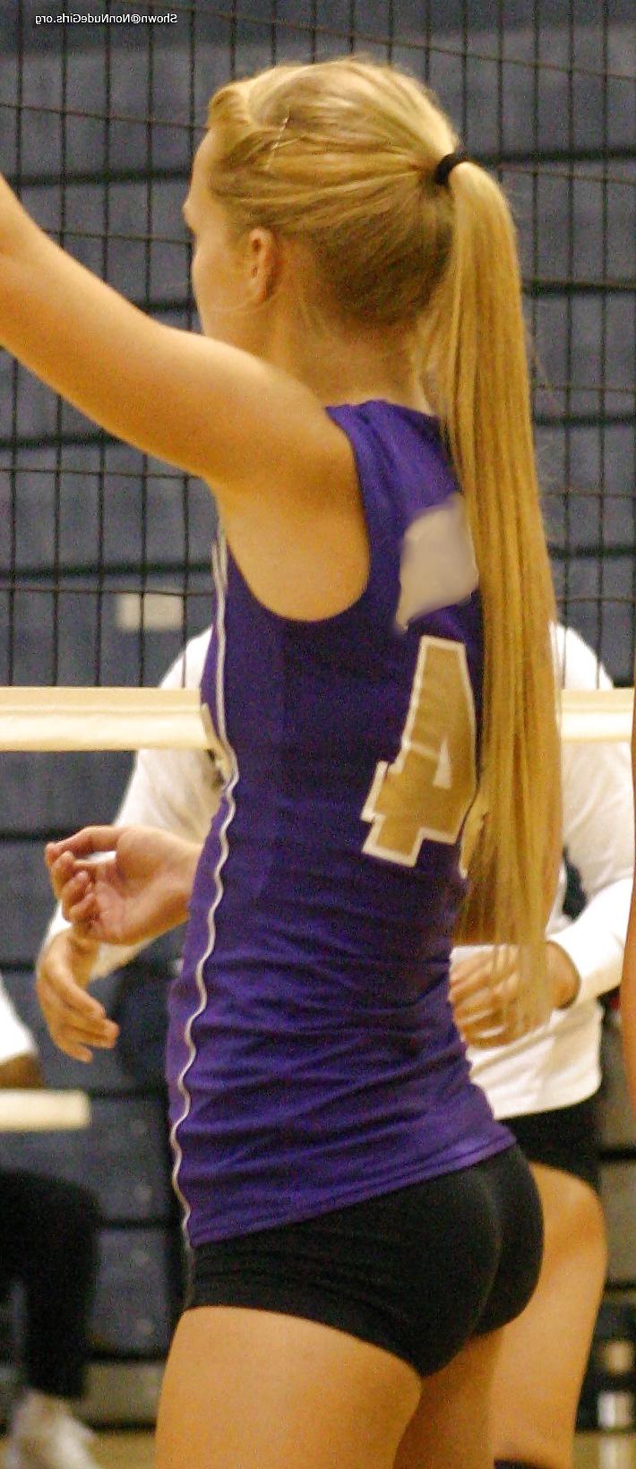 19P Hot sports asses