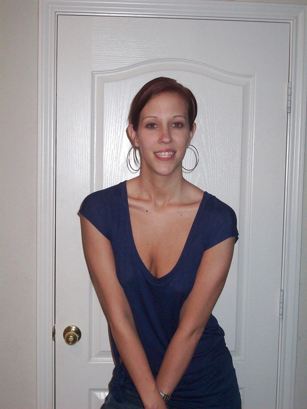 25P Web Slut Amateur Wife 4
