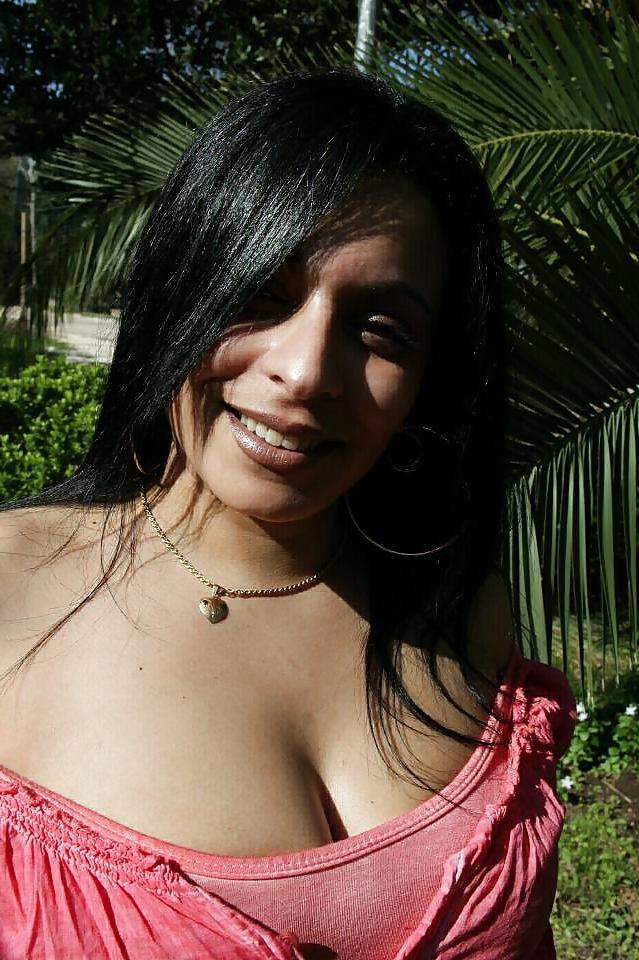 25P Linda la beurette chaude