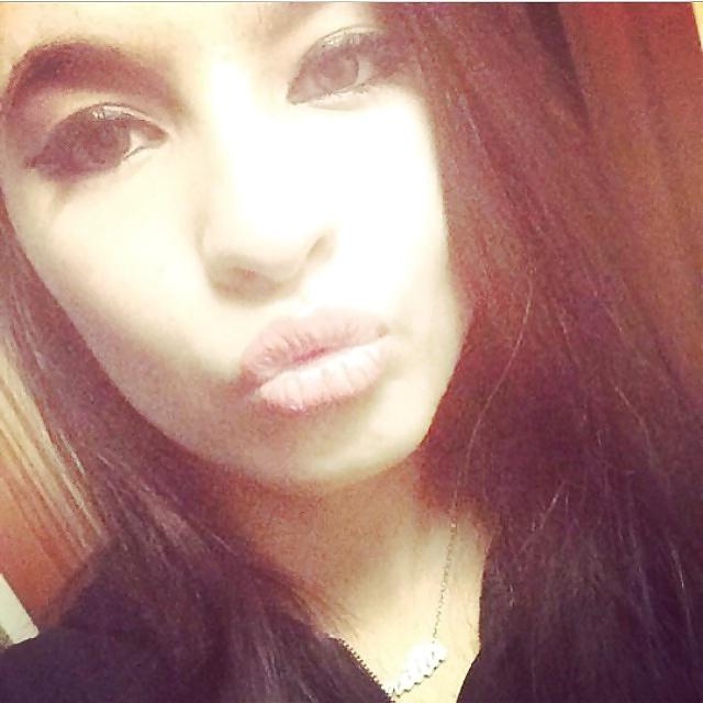 20P Beurette Visage a Sperme 10