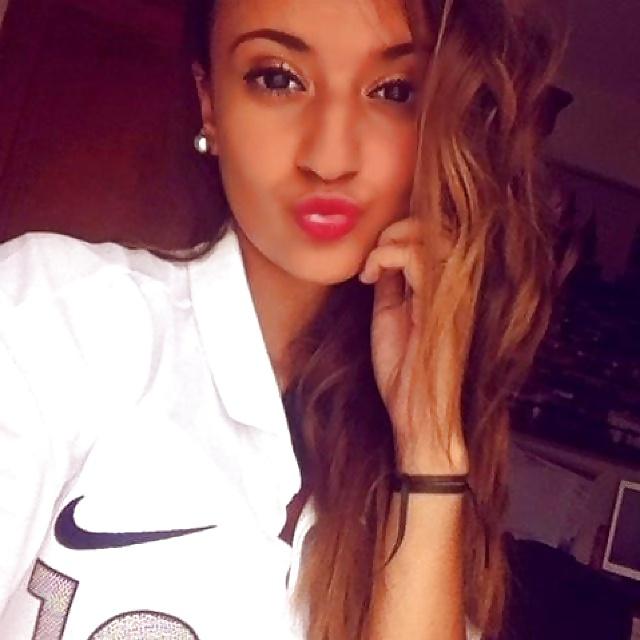 20P Beurette Visage a Sperme 10