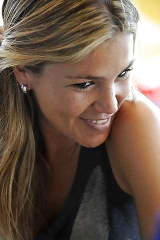25P Nira Juanco Spanish F1 Reporter