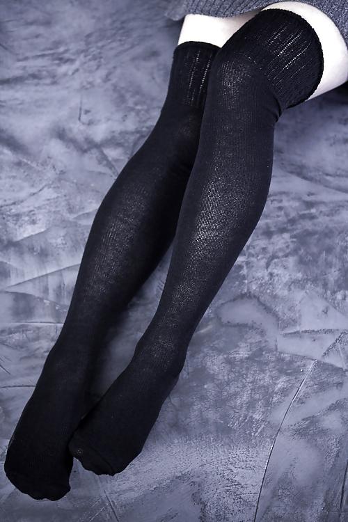 23P Socks And Legwear 1