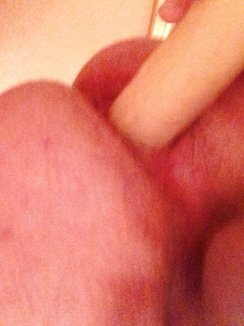 17P Close Up My Ass Stretched By Big Dildo