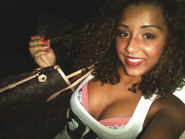 10P Beurette chienne
