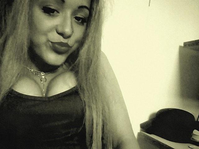 10P Beurette chienne