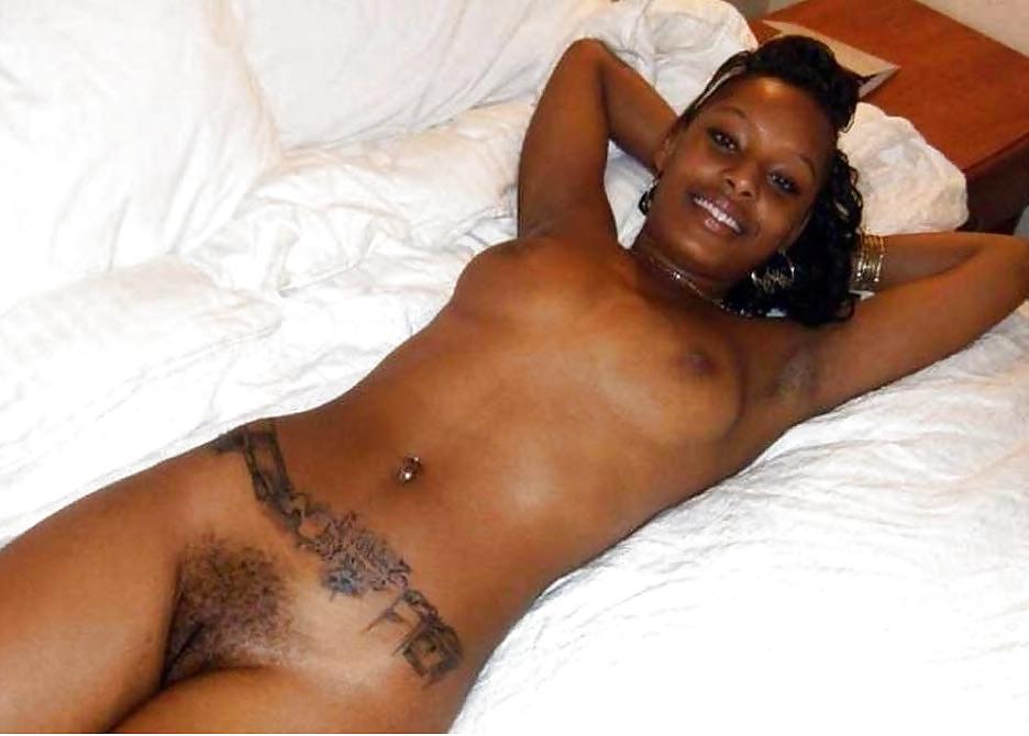 24P Ebony pussy