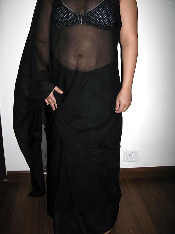 17P Amateur Sexy desi wife 