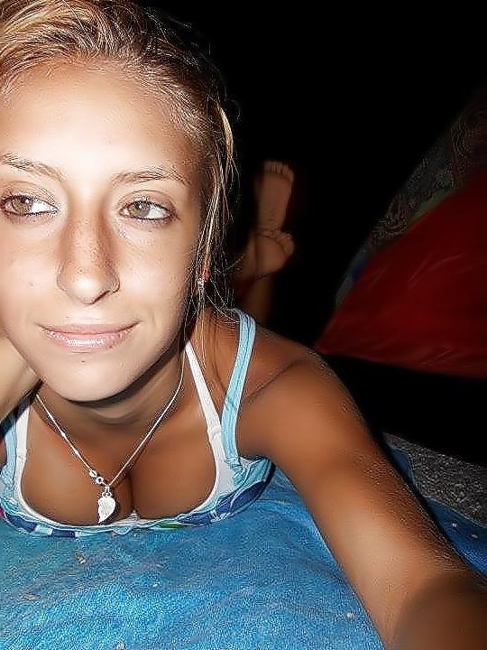 25P Sabrina giovane tettona italiana big tits