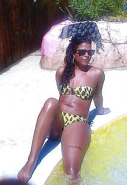 15P Beurette Maillot de Bain 3