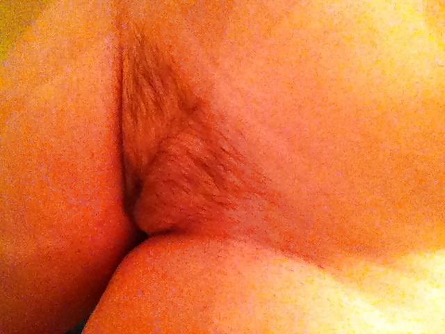 19P A mix of my girlfriends big naturals tits and big ass