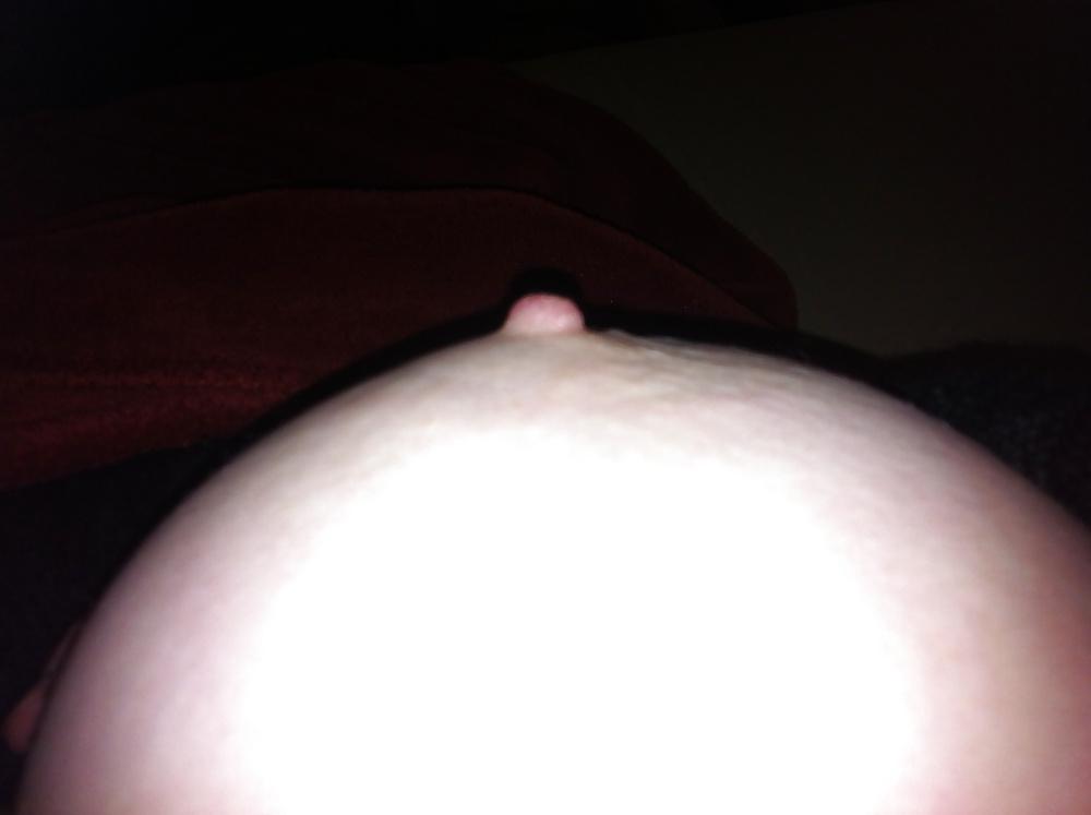 19P A mix of my girlfriends big naturals tits and big ass