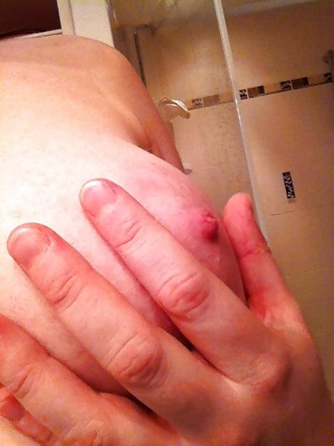 19P A mix of my girlfriends big naturals tits and big ass