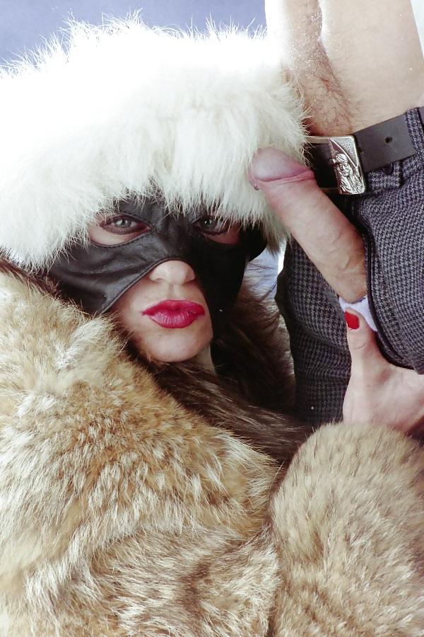 25P Vanessa's best blowjobs in furs