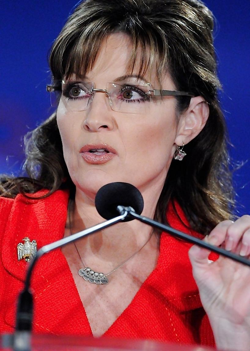 25P Love masturbating to conservative Sarah Palin