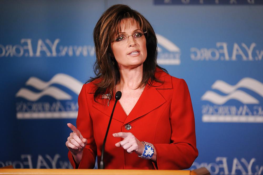 25P Love masturbating to conservative Sarah Palin