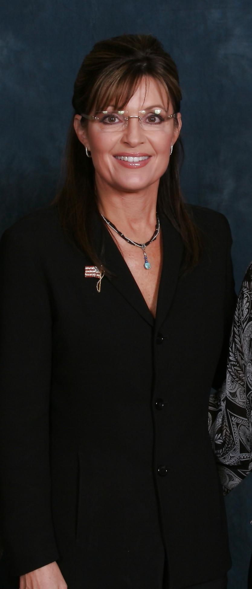 25P Love masturbating to conservative Sarah Palin