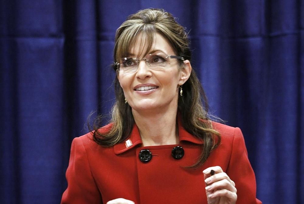 25P Love masturbating to conservative Sarah Palin