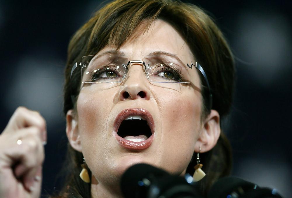 25P Love masturbating to conservative Sarah Palin
