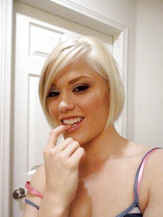 10P 25yo Smoking hot co worker 