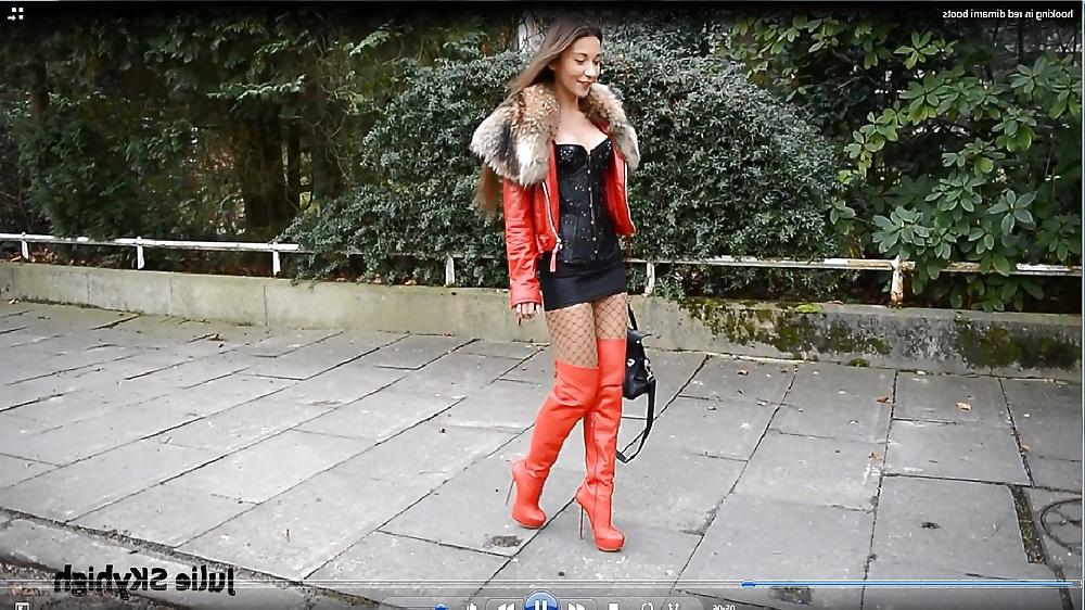 19P Most sexy whore in extremely sexy red overknee boots