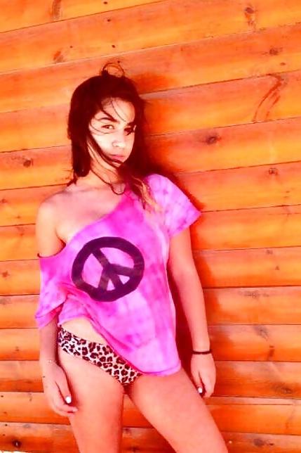 15P Facebook teen babes 16 - Israeli girls in bikinis