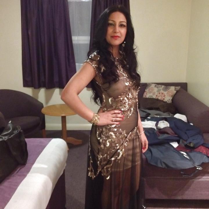 13P More Random Indian & Pakistani Girls