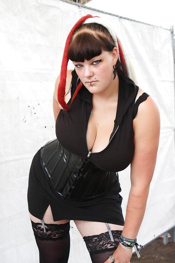 9P Chubby french emo Big Boobs
