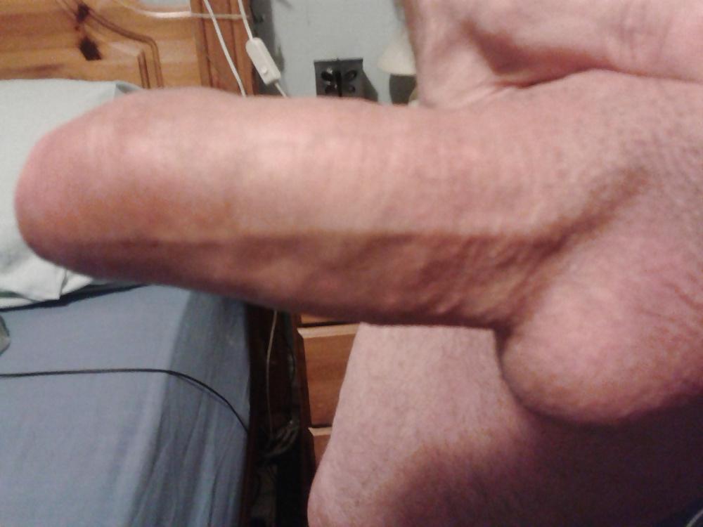 10P PRIVATE PHONE PHOTOS (HIM =ME )