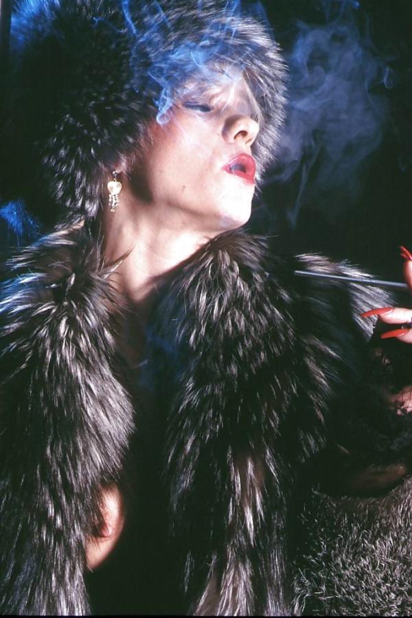 22P Smoking Fetish in Furs and high heel boots 
