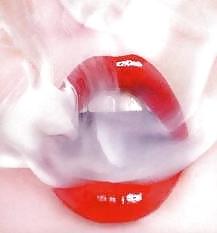 8P Beautiful smoking