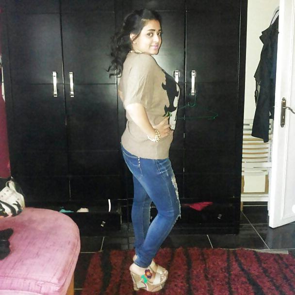20P Egyptian Big Tits Girls of Alexandria 10 : The Milfs 