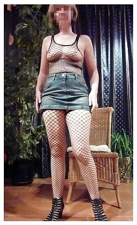 20P This slut is a married mother from Germany - Beate